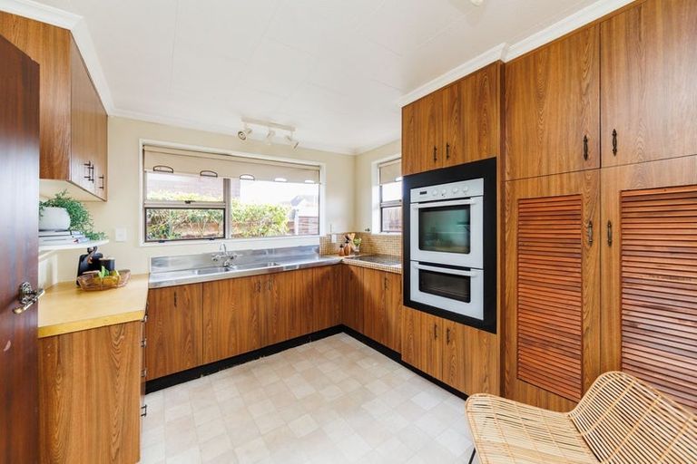 Photo of property in 9 Huhana Court, Hokowhitu, Palmerston North, 4410