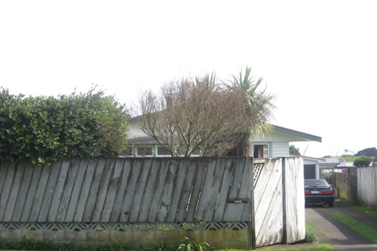 Photo of property in 37 Carey Street, Waitara, 4320