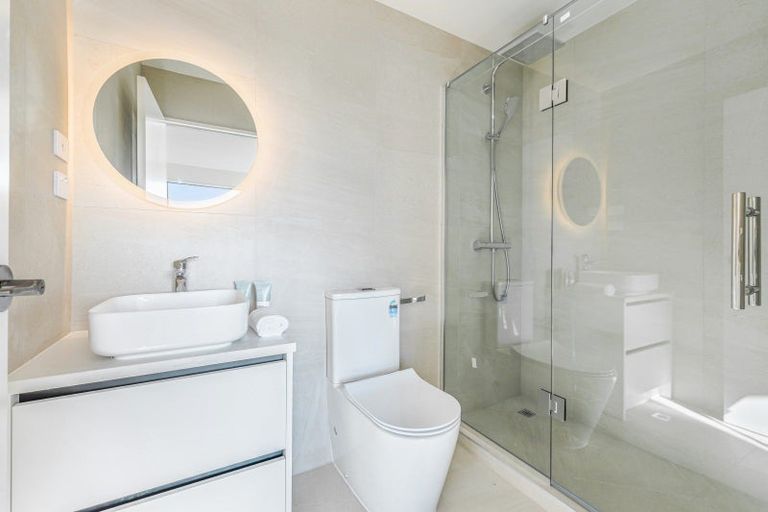 Photo of property in 48 Wallace Road, Hobsonville, Auckland, 0616