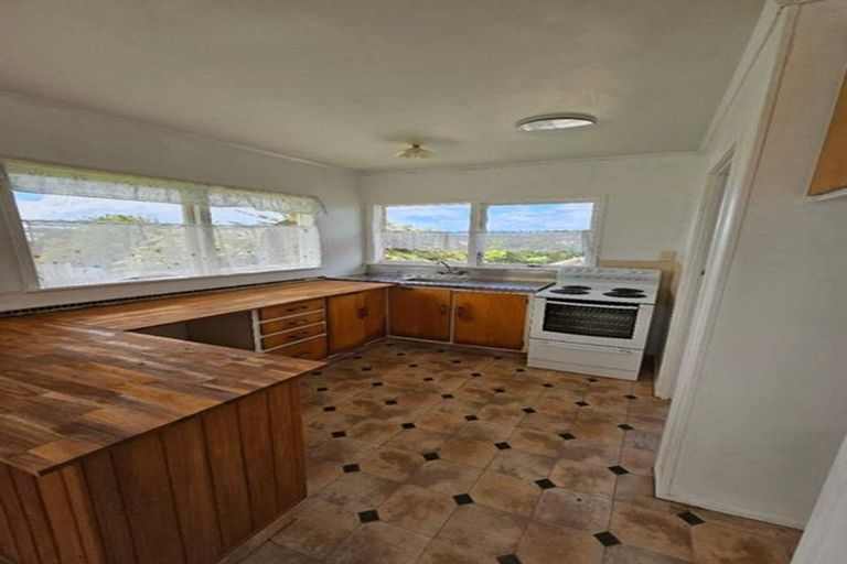 Photo of property in 1/4 Anne Road, Hillcrest, Auckland, 0627