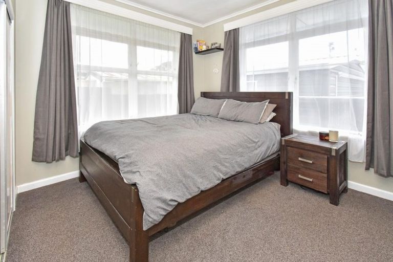 Photo of property in 2/16 View Road, Papakura, 2110