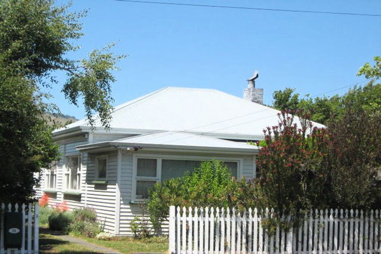 Photo of property in 56 Somerfield Street, Somerfield, Christchurch, 8024