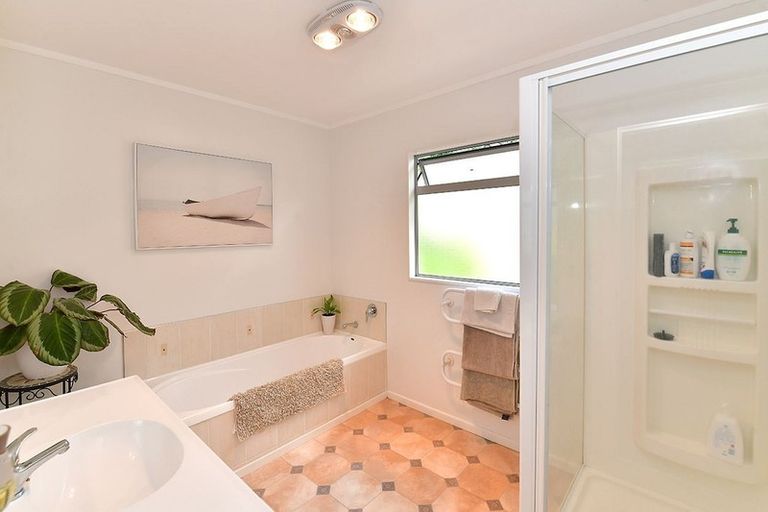 Photo of property in 37a Brightside Road, Stanmore Bay, Whangaparaoa, 0932