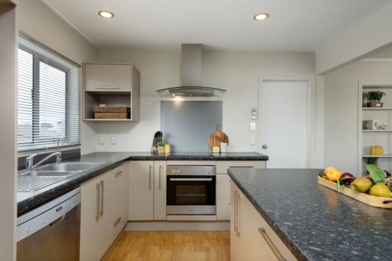 Photo of property in 1282a Papamoa Beach Road, Papamoa Beach, Papamoa, 3118