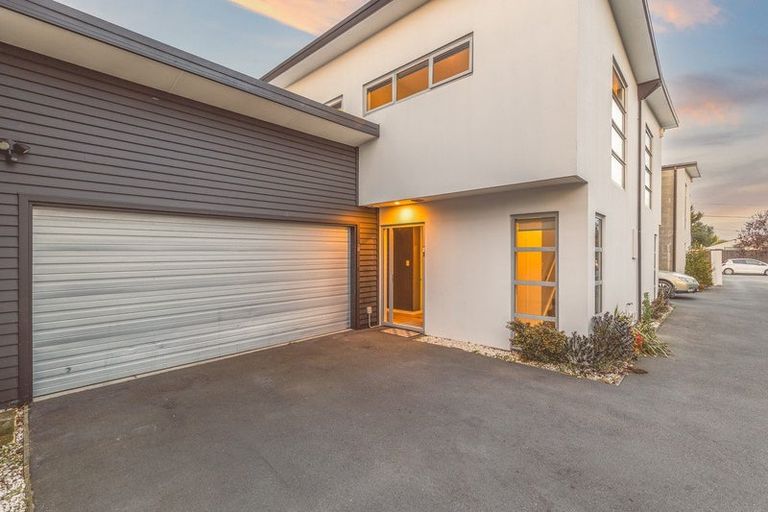 Photo of property in 25b Champion Street, Edgeware, Christchurch, 8013