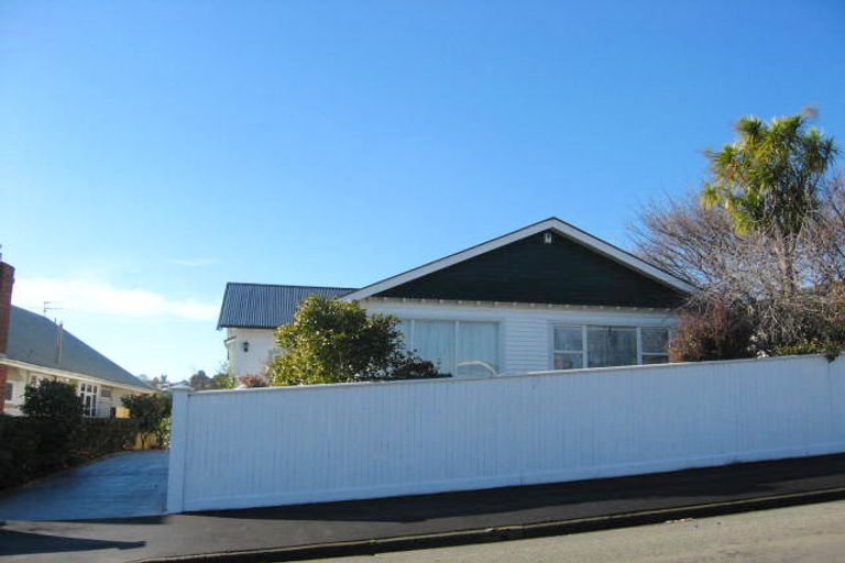 Photo of property in 27 Hackthorne Road, Cashmere, Christchurch, 8022