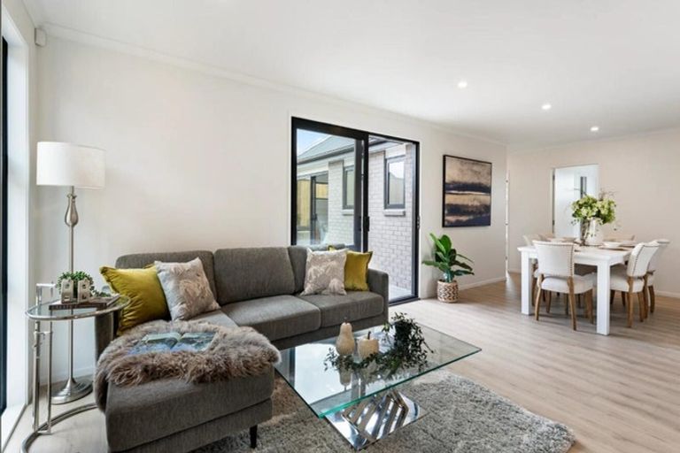 Photo of property in 9 Suffolk Down Road, Karaka, 2580