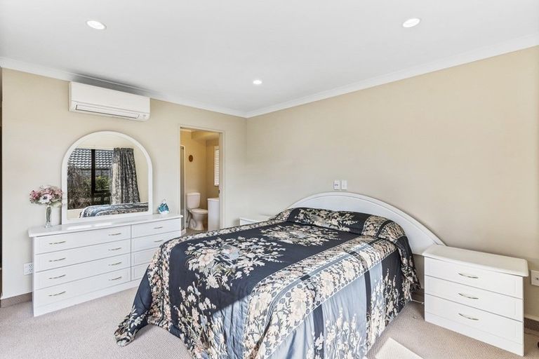 Photo of property in 29 Consort Close, Paraparaumu Beach, Paraparaumu, 5032