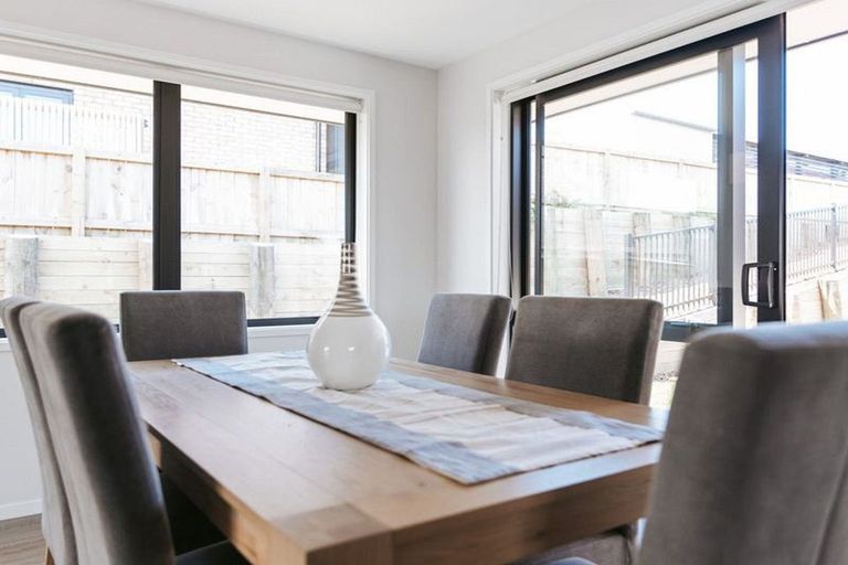 Photo of property in 22 Stingray Drive, Omokoroa, 3114