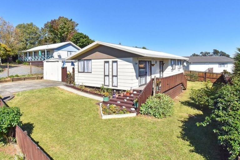 Photo of property in 3 Inca Place, Red Hill, Papakura, 2110