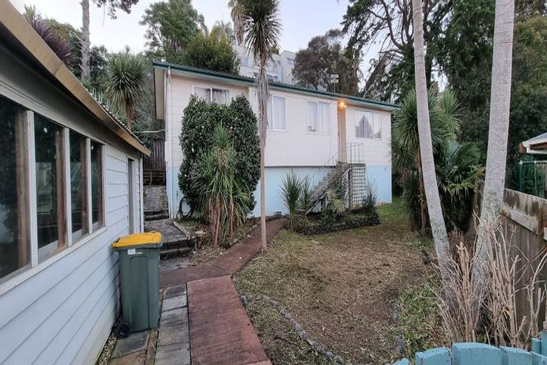 Photo of property in 1/7 Branston Avenue, Browns Bay, Auckland, 0630