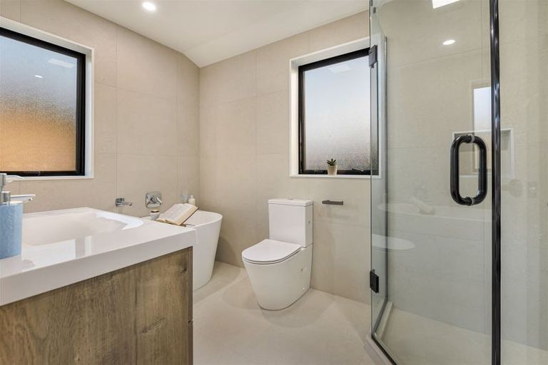 Photo of property in 627a Swanson Road, Swanson, Auckland, 0612