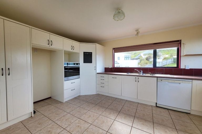 Photo of property in 17 Jordan Street, Island Bay, Wellington, 6023