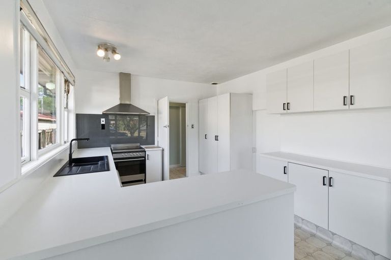 Photo of property in 15 Arlington Street, Burnside, Christchurch, 8053