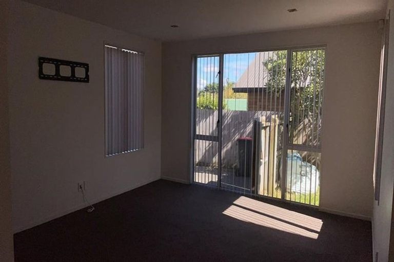 Photo of property in 42c Moore Street, Howick, Auckland, 2014