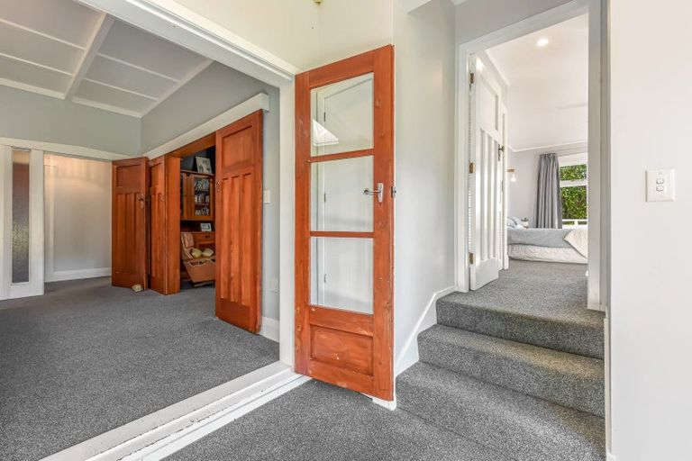 Photo of property in 19 Tipahi Street, Nelson South, Nelson, 7010