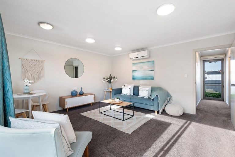 Photo of property in 2c Dey Street, Mosgiel, 9024