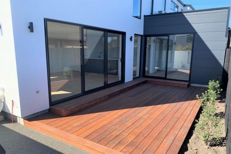 Photo of property in 15 Maxwell Street, Riccarton, Christchurch, 8041