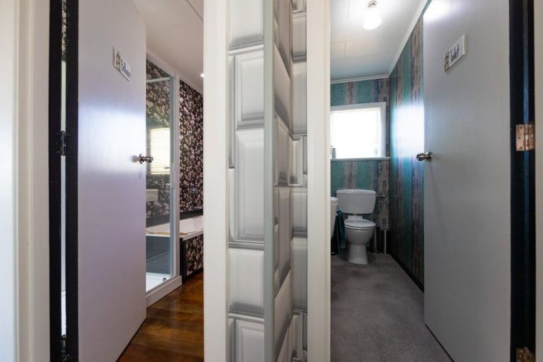 Photo of property in 37 Barnard Avenue, Maraenui, Napier, 4110