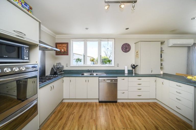 Photo of property in 131 Cook Street, West End, Palmerston North, 4410