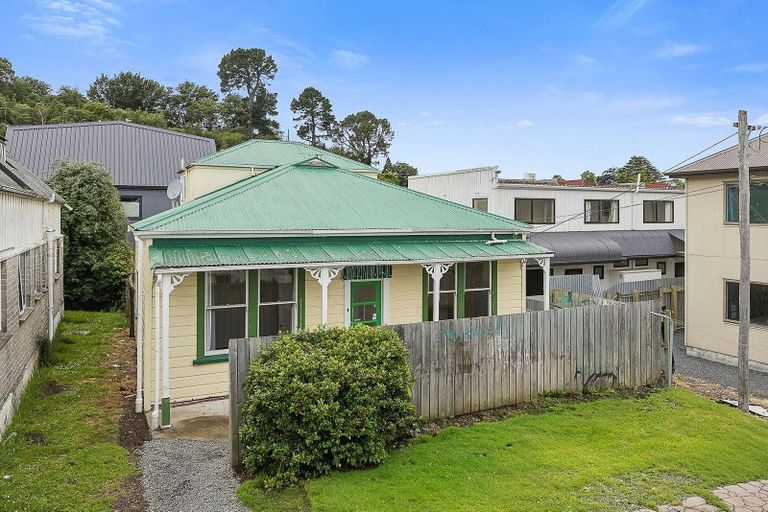 Photo of property in 633 Castle Street, North Dunedin, Dunedin, 9016