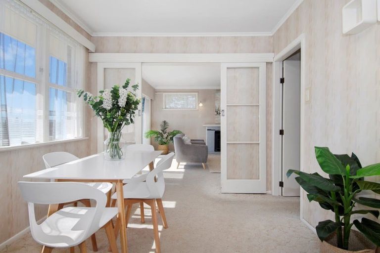 Photo of property in 10 Beaufort Avenue, Brookfield, Tauranga, 3110