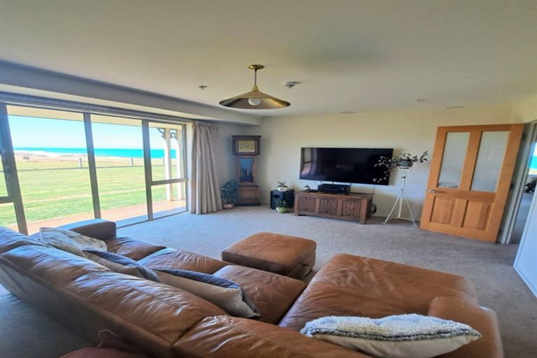 Photo of property in 583 Coast Road, Toko Mouth, Kaitangata, 9282