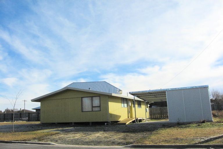 Photo of property in 1 Knowles Crescent, Ranfurly, 9332