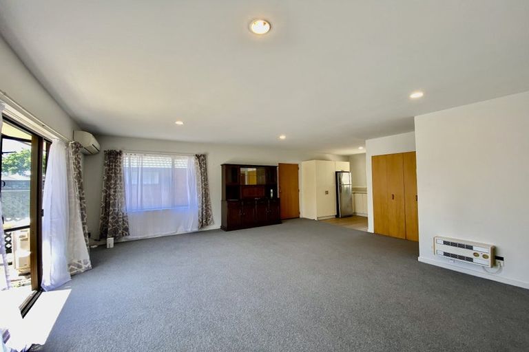 Photo of property in 2/5 Craven Street, Sockburn, Christchurch, 8042