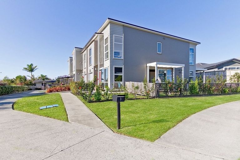 Photo of property in 3 Couldrey Crescent, Red Beach, 0932