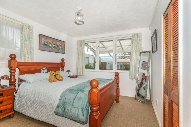 Photo of property in 78 Wakefield Street, Westport, 7825