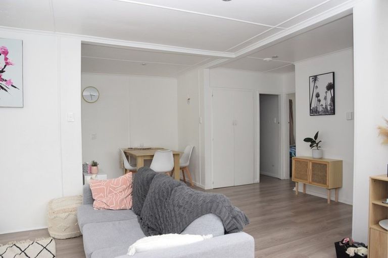 Photo of property in 1 Joseph Street, Waverley, Invercargill, 9810