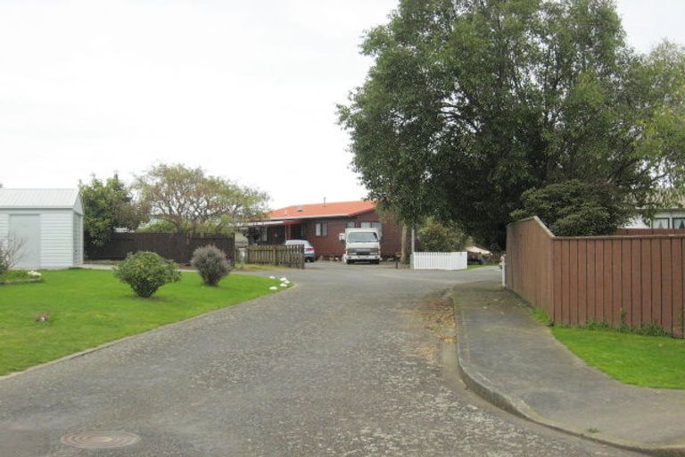 Photo of property in 25 Douglas Street, Levin, 5510