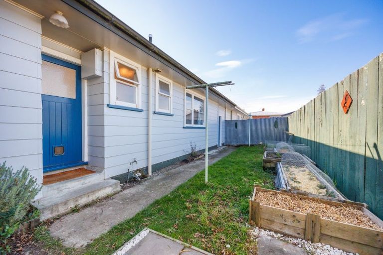 Photo of property in 2 Lockhart Avenue, Milson, Palmerston North, 4414