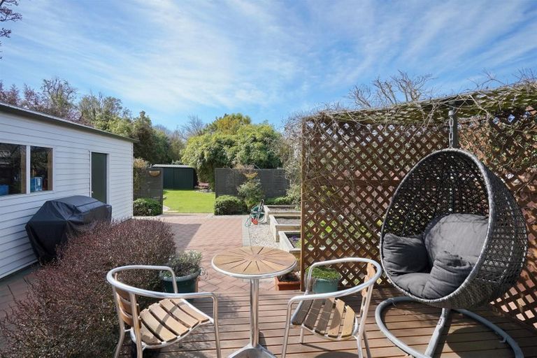 Photo of property in 16 Norfolk Street, St Albans, Christchurch, 8052