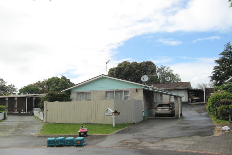 Photo of property in 12b Corolu Place, Conifer Grove, Takanini, 2112