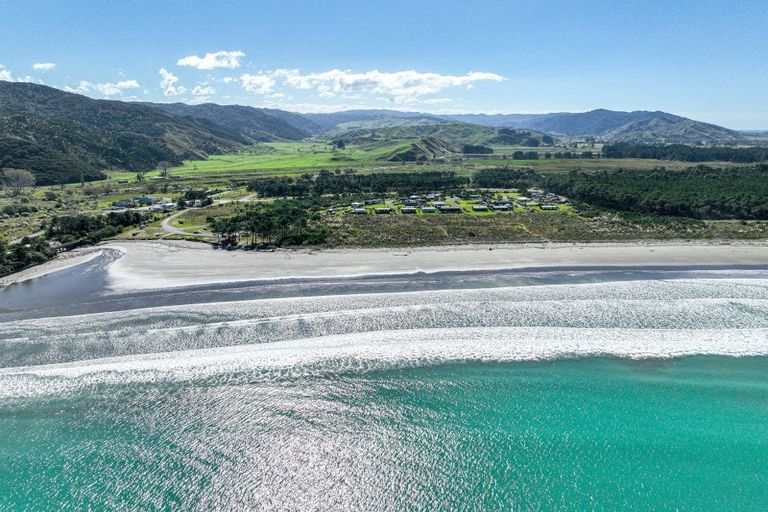 Photo of property in 5 Kereru Place, Mahia, 4198