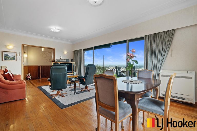 Photo of property in 7 Gibbs Crescent, Red Hill, Papakura, 2110