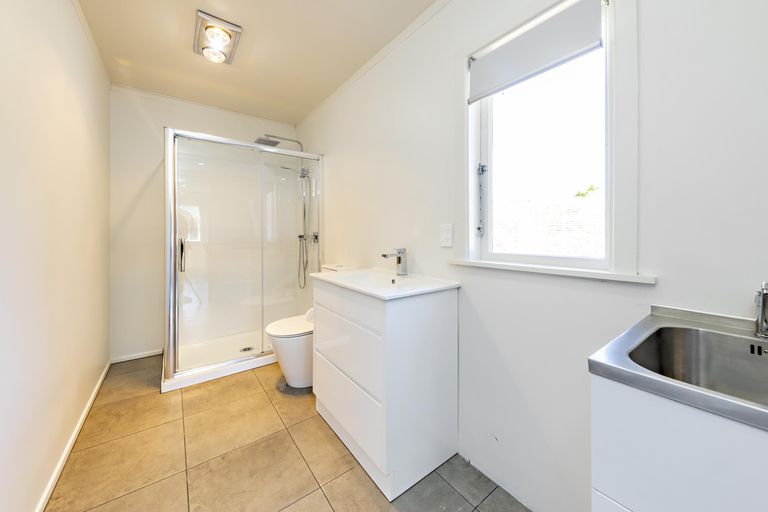 Photo of property in 51 Weymouth Road, Manurewa, Auckland, 2102