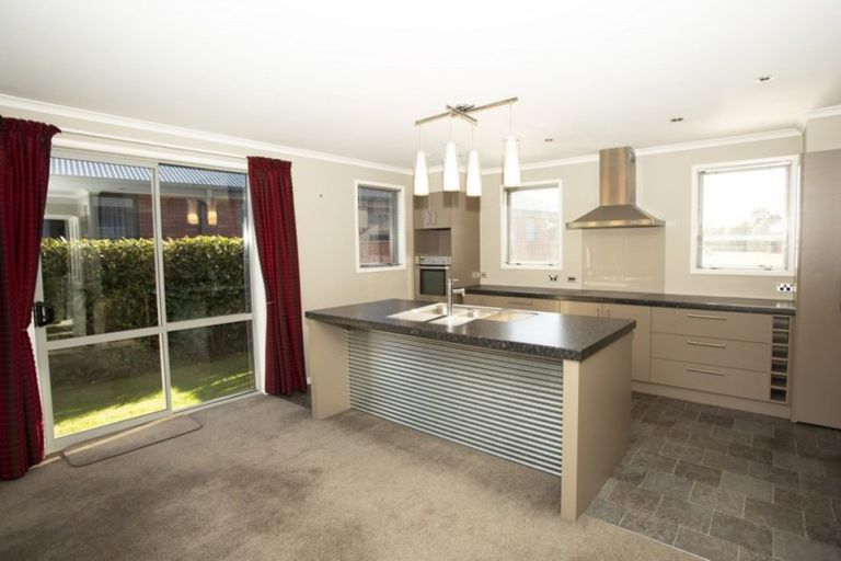 Photo of property in 12 Ludlow Drive, Huntingdon, Ashburton, 7774