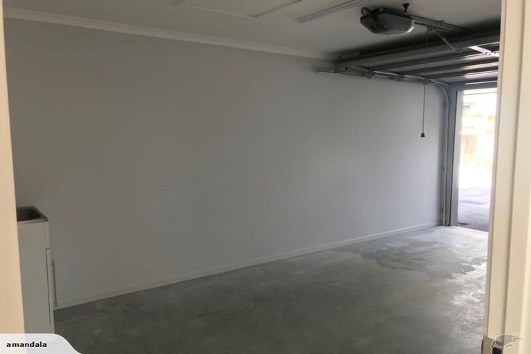 Photo of property in 2/23 Montgomery Crescent, Bader, Hamilton, 3206