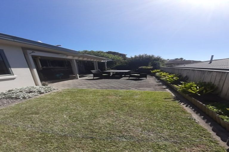 Photo of property in 15 Berkeley Grove, Bethlehem, Tauranga, 3110