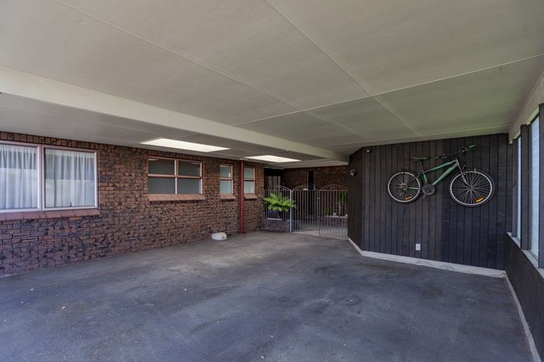 Photo of property in 12 Ngarimu Crescent, Taradale, Napier, 4112