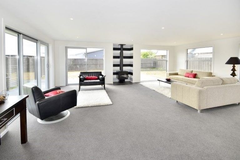 Photo of property in 10 William James Close, Mosgiel, 9024