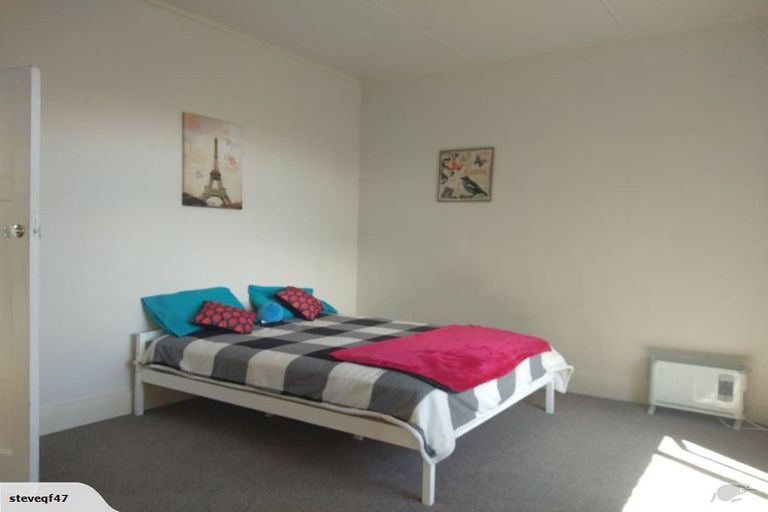 Photo of property in 24 Raroa Road, Kelburn, Wellington, 6012