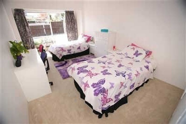 Photo of property in 1/200 Waimairi Road, Ilam, Christchurch, 8041