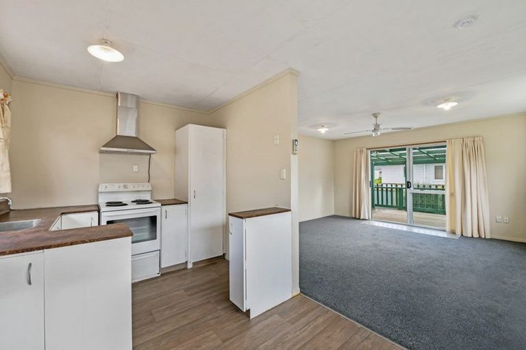 Photo of property in 2/16 Parkers Road, Tahunanui, Nelson, 7011