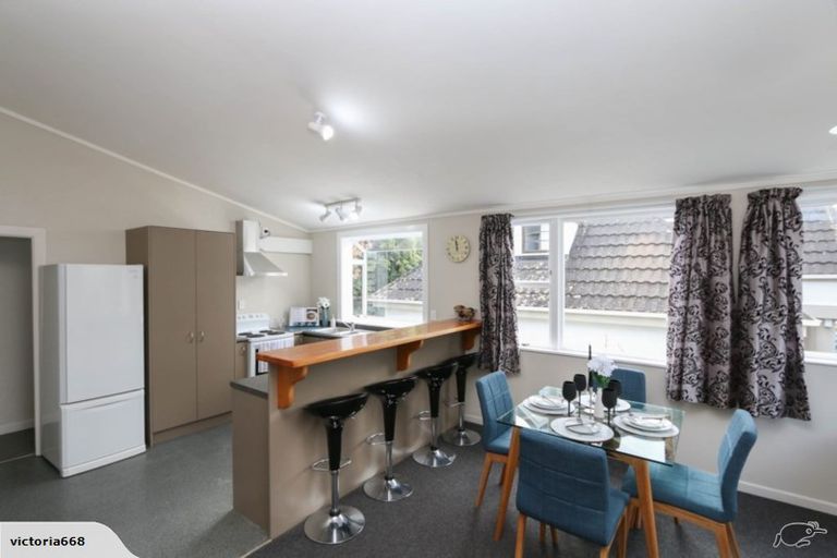 Photo of property in 296 Karori Road, Karori, Wellington, 6012