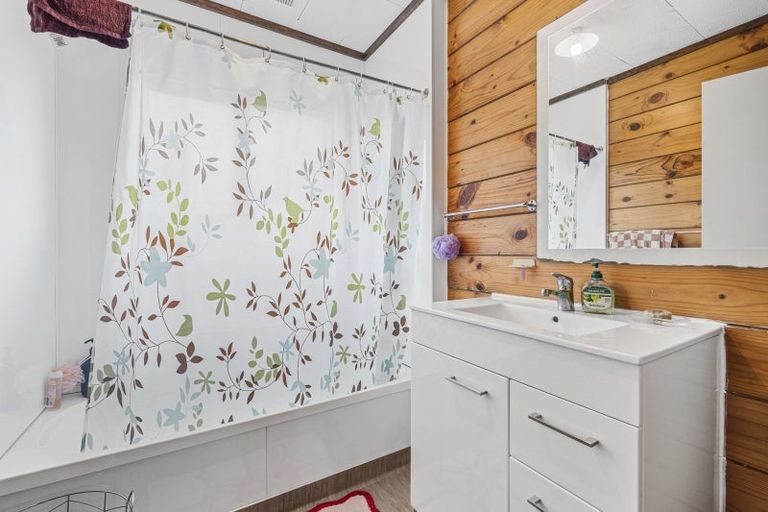 Photo of property in 59 Maratahu Street, Westown, New Plymouth, 4310