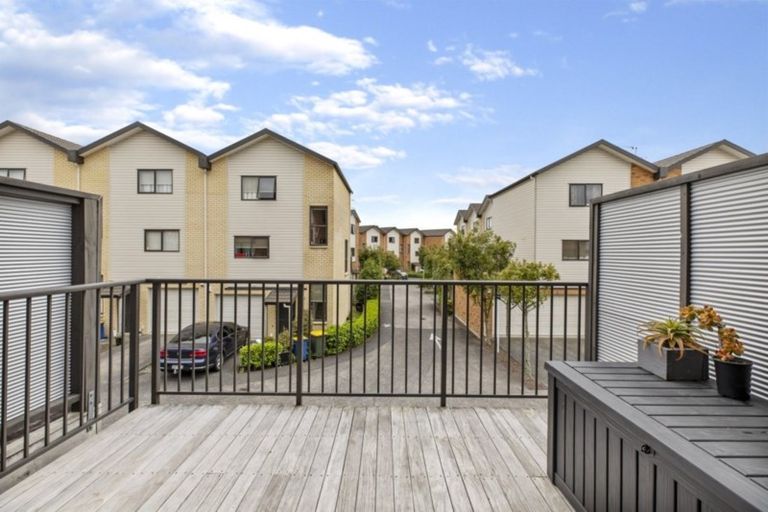 Photo of property in St Claire Village, 192/172 Mcleod Road, Te Atatu South, Auckland, 0610